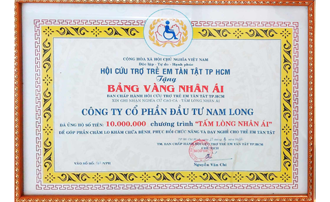 Donated 10,000,000 VND to the program 