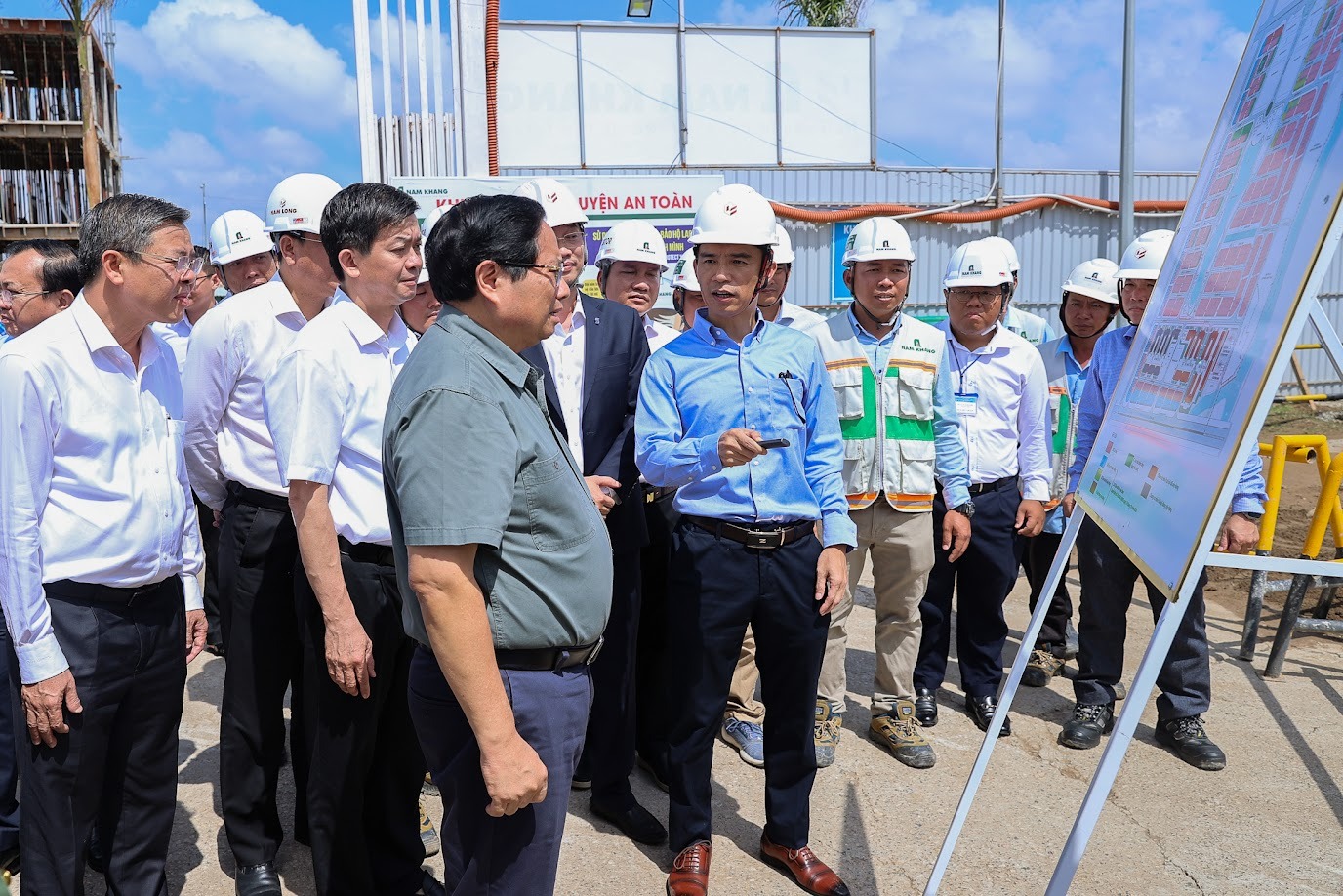 Thủ tướng Phạm Minh Chính ghi nhận Nhà ở xã hội Nam Long là mô hình hiệu quả, đáp ứng nhu cầu an cư của người dân